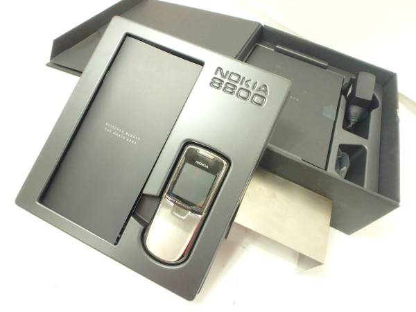 Nokia 8800 ノキア 海外 携帯 ケータイ ジャンク 付属あり