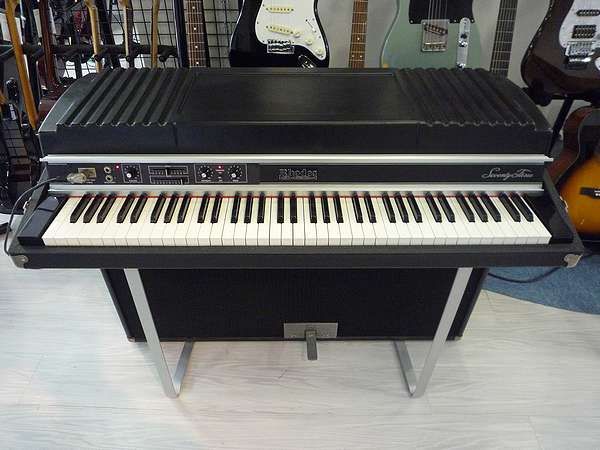 現状○Rhodes Suitcase Piano○ローズピアノ 73鍵盤 引取限定 Rhodes