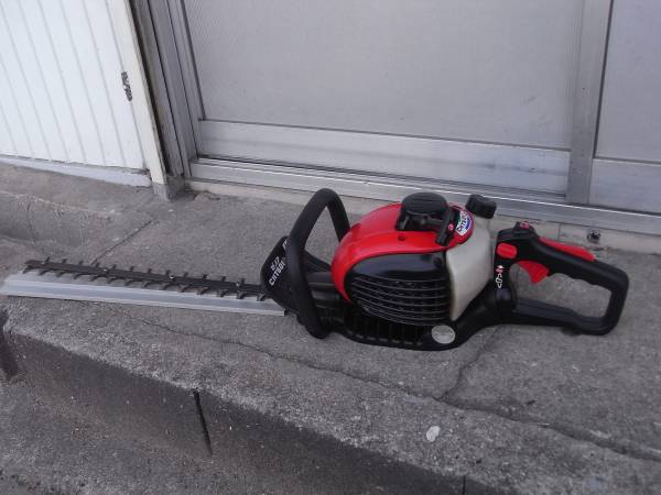 ▽700【ゼノア・ヘッジトリマ・CHT601】