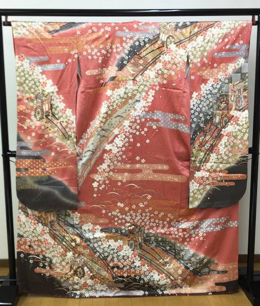 中振袖 正絹 着物 古典柄 薄紅色 正絹振袖 きもの 成人式 421
