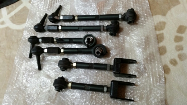 18クラウン シルクロード トーロッド アッパーアームセット