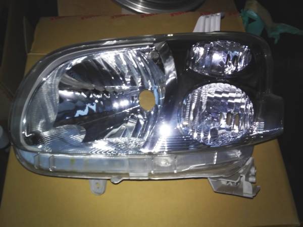 タント L375S 左ヘッドライト UNIT ASSY HEADLAMP 81170-B2420