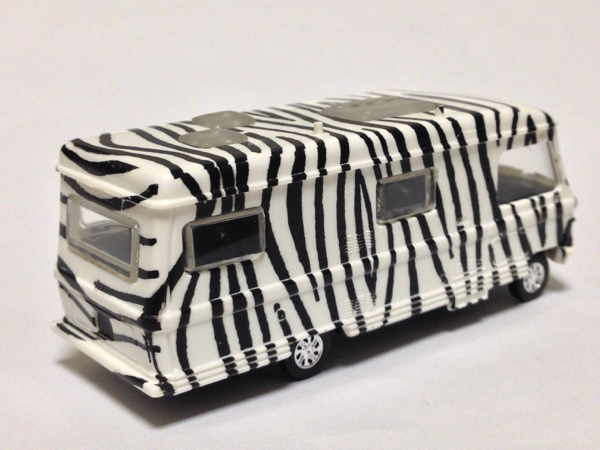 Rietze Benz Hymermobil 660 ゼブラ 1:87