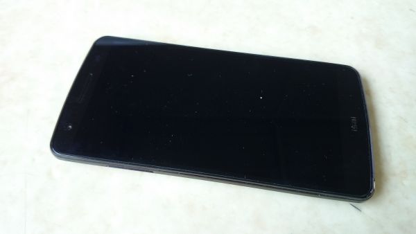 【E224】 au　LGL22 　BLACK