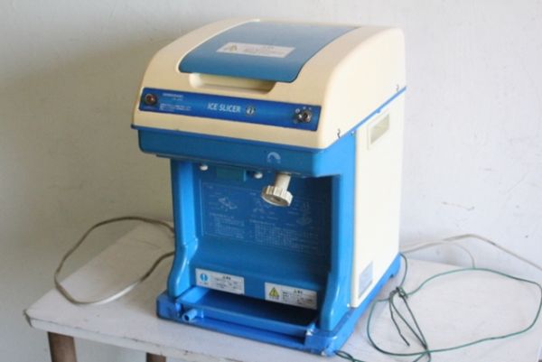 ホシザキ アイススライサー 初雪ISL-2TC◇カキ氷器/業務用かき氷