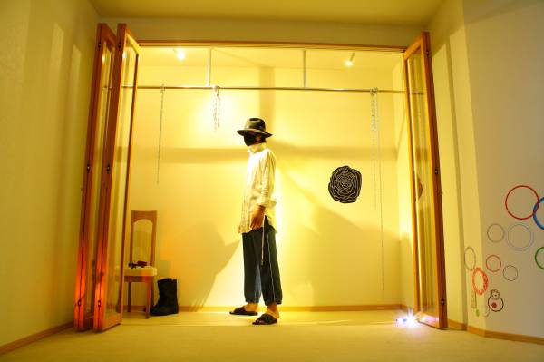 新品oath オータ サイドラインレーヨン紺リラックパンツ￥27300