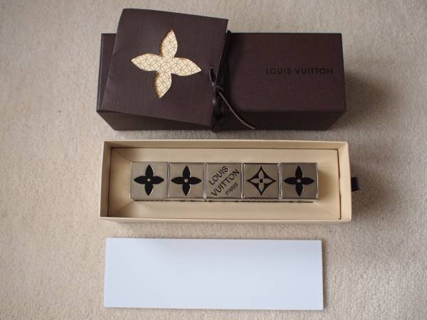 ルイヴィトン ペーパーウェイト キーポル ノベルティー 本物 美品 LOUIS ルイヴィトン ノベルティ VUITTON Louis Vuitton ルイ ヴィトン