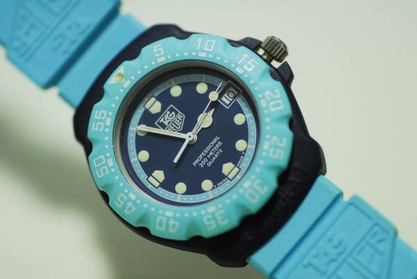 TAGHEUER フォーミュラー 希少カラー 未使用　美品　不動