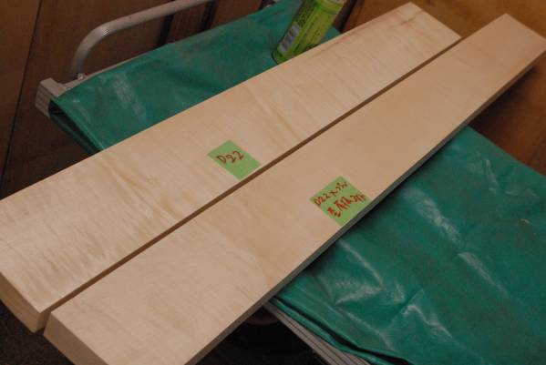 D-22　メープル杢厚板2枚
