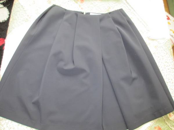 ★ルネ　ネイビー　ギャザースカート　３８