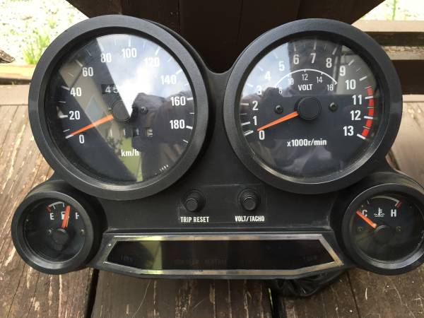 GPZ900R 国内 メーター 即決！ は