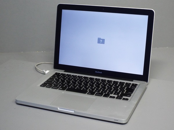 Apple MacBook A1278 Late 2008□現状品 ⁄ MacBook (13-inch, 【公式通販】