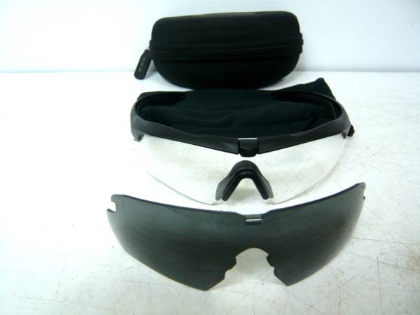 【米軍放出品】Oakley/ESS サングラス ケース付き 中古 CF19-37