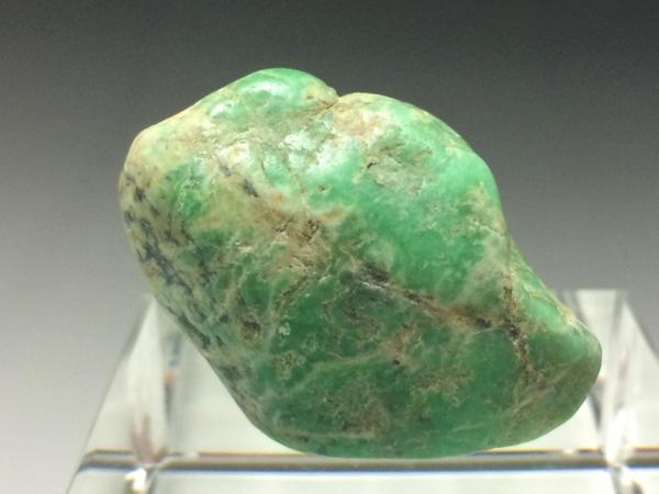 宮崎海岸 緑翡翠(ヒスイ)原石☆28g☆ 宮崎ひすい海岸紫翡翠 原石 宮崎海岸 緑翡翠(ヒスイ)原石☆28g☆ 宮崎ひすい海岸紫翡翠 原石