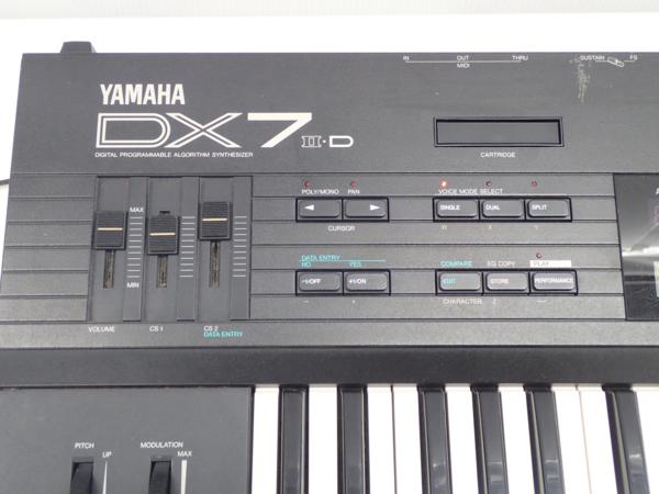 YAMAHA シンセサイザー DX7 II-D ジャンク S/N:18794 ◇44589-4