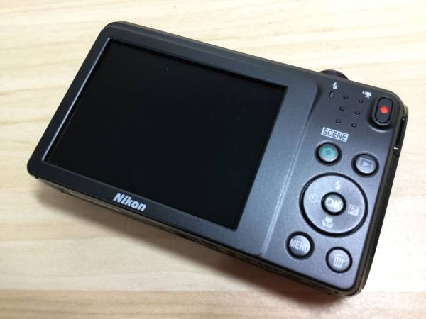5631 Nikon COOLPIX S3700 ブラック デジカメ 2005万画素 ニコン