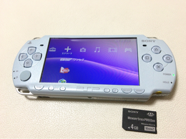 【美品 画面無傷】ＰＳＰ２０００ ／フェリシアブルー ［AD0628