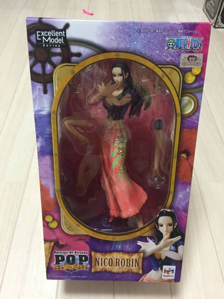 P.O.P ニコ ロビン 美品☆