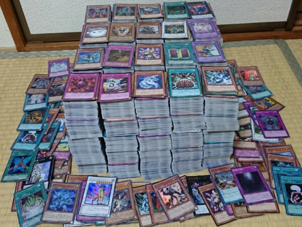 遊戯王大量まとめ売り10000枚以上スーパーレア以上約100枚以上！