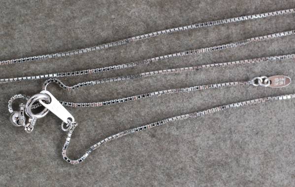 特価！1.8グラム k18wg スライド金具付き４５㌢ベネチアンNC