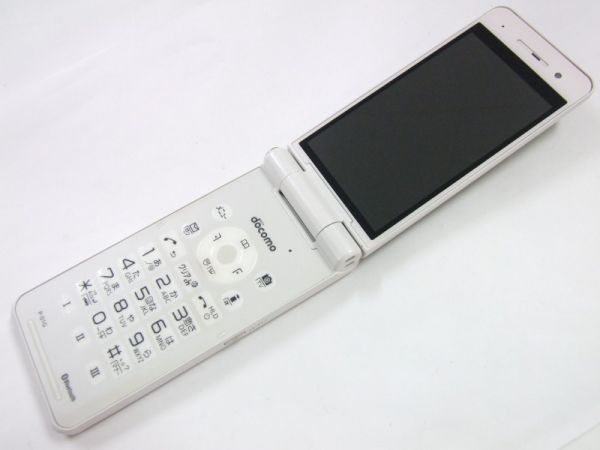 E-8363] ドコモ P-01G ホワイト