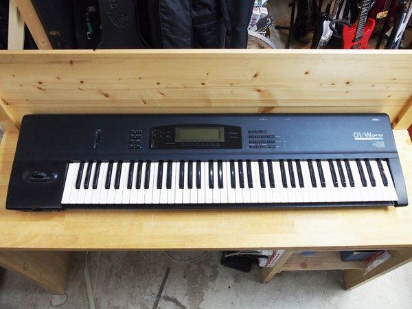 KORG 01⁄W シンセサイザー pro 76鍵 Pro ワークステーション - Korg