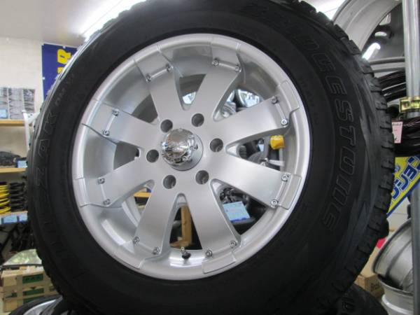 送無★エスカレード　スタッドレスセット265/65Ｒ18ウルトラ６穴