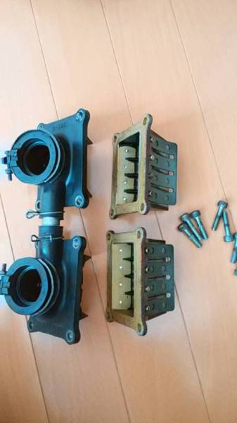 TZR 2XT リードバルブ インシュレーター 検 TDR R1-Z 1KT