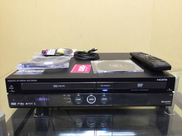 SHARP シャープ HDD•DVD•VHS一体型レコーダー DV-ACV52 動作品シャープ HDD/DVD/VHS一体型レコーダー DV-ACV52 シャープ DV