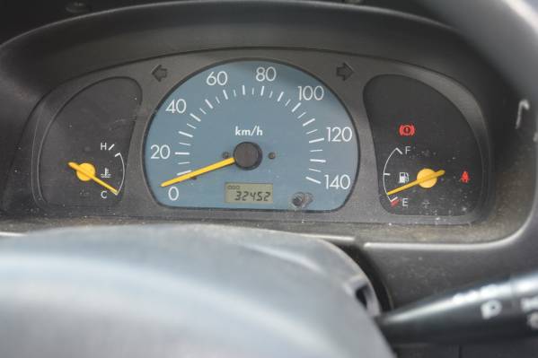 スズキ アルト Ha23v マニュアル車 5mt アルト 売買されたオークション情報 Yahooの商品情報をアーカイブ公開 オークファン Aucfan Com