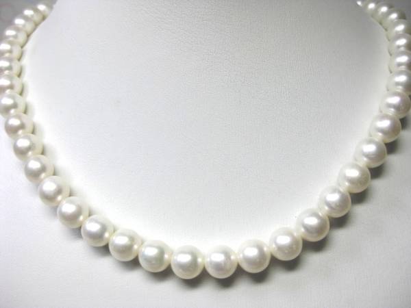 真珠工房　　美しい９．３mmホワイト真珠ネックレス