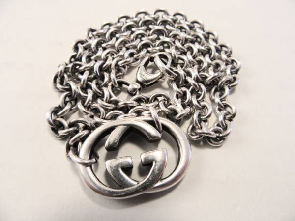 GUCCI グッチ ダブルＧネックレス ＧGロゴ シルバー ペンダント