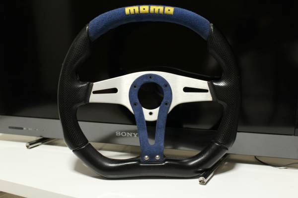 ステアリング MOMO TREK Blue Trek ブルー momo(モモ)のステアリングの