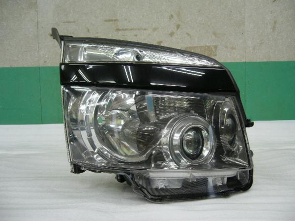 GPマテリアル品】純正品 トヨタ ヴォクシー ZRR70系 ヘッドランプ 左