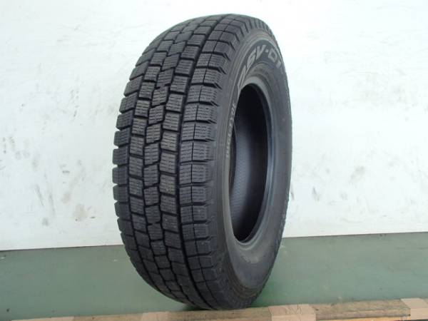 L6601■ダンロップ スタッドレス DSV-01 215/70R15 9.5分山 1本