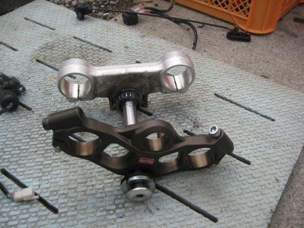 アプリリアRS125　ZD4RM　ステム&トップブリッジ