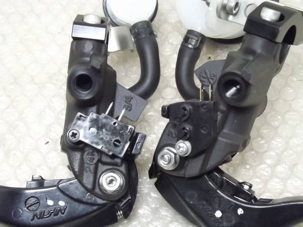 良品ニッシンラジアルマスターセット検 ゼファー1100 ZRX1200 GP