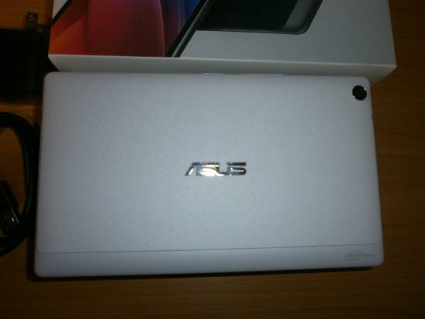 ASUS ZenPad 7.0 P01W (Z370C-WH16) ホワイト　中古美品