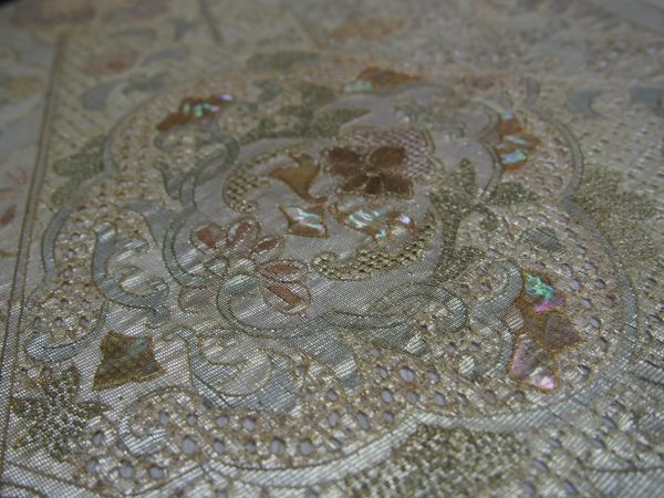 着物の桜 華やかに『美しさヒトキワ』螺鈿スワトウ袋帯 m-62