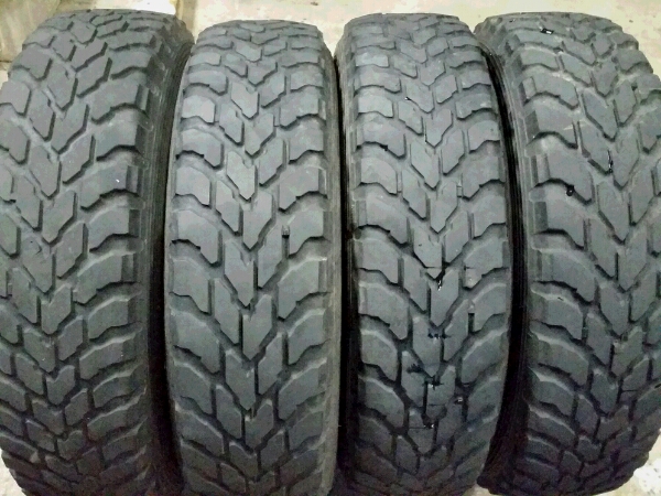 ジムニーに!! TOYOトランパスMT4本!!195R16C 6PR