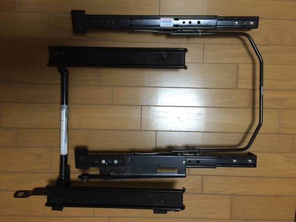 レカロ シートレール ミラ・ミラジーノ・ミラアヴィ L700，710系