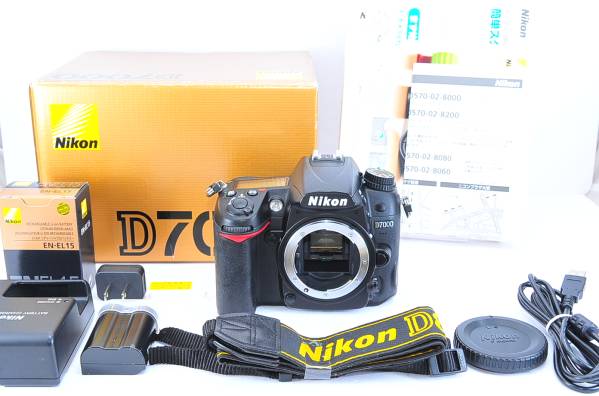 ★極上品★Nikon ニコン D7000 元箱・付属品綺麗です