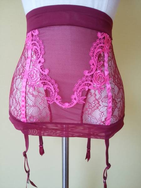 《Naory》　ナオリ　Violetta　ニッパーガーター　Ｓサイズ