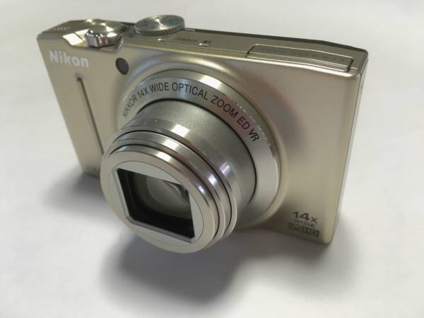 ☆外観新品級☆ニコン Nikon COOLPIX S8200 付属品多数 極上美