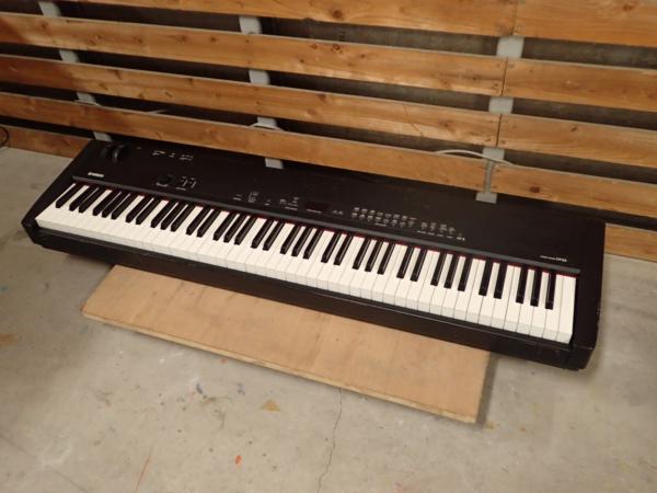 CP33 : - YAMAHA Yamaha ステージピアノ Stage Piano | Instruments