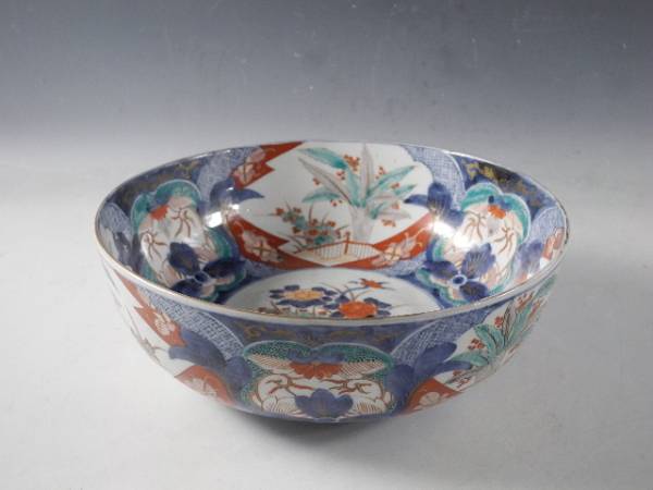 古伊万里色絵三果文鉢（江戸時代 - 古伊万里 | ⁄ 所載品）