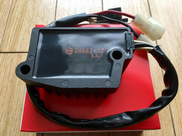 Vmax レギュレーター | ヤマハ 電圧レギュレータ整流器 1996-2007 3JP