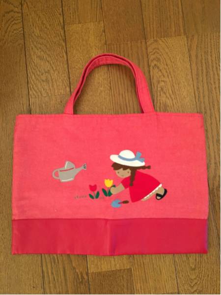 美品 ファミリアのデニムバック ブック入れ