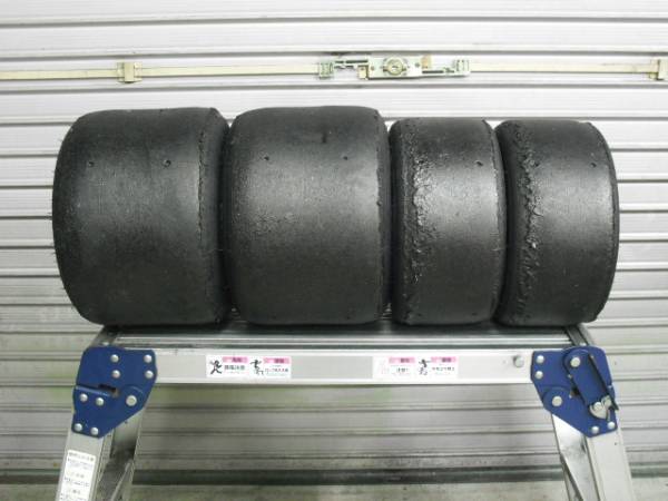 ◆ＳＬ０７タイヤ◆　スリックタイヤ　ヨコハマ　ADVAN