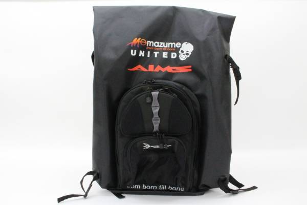 マズメ×エイムス(AIMS)　ウォータープルーフバッグパック　